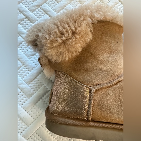 UGG CLASSIC MINI BAILEY BOW II CARIBOU SHEARLING LINED BOOTS US 7 EU 38 UK 5 - Picture 4 of 12